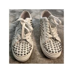 Steven by Steve Madden Phunky Studded Sneaker White Silver Womens Size 7.5